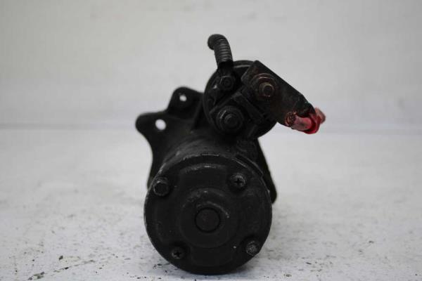 DEMARREEUR RENAULT - Vue 3